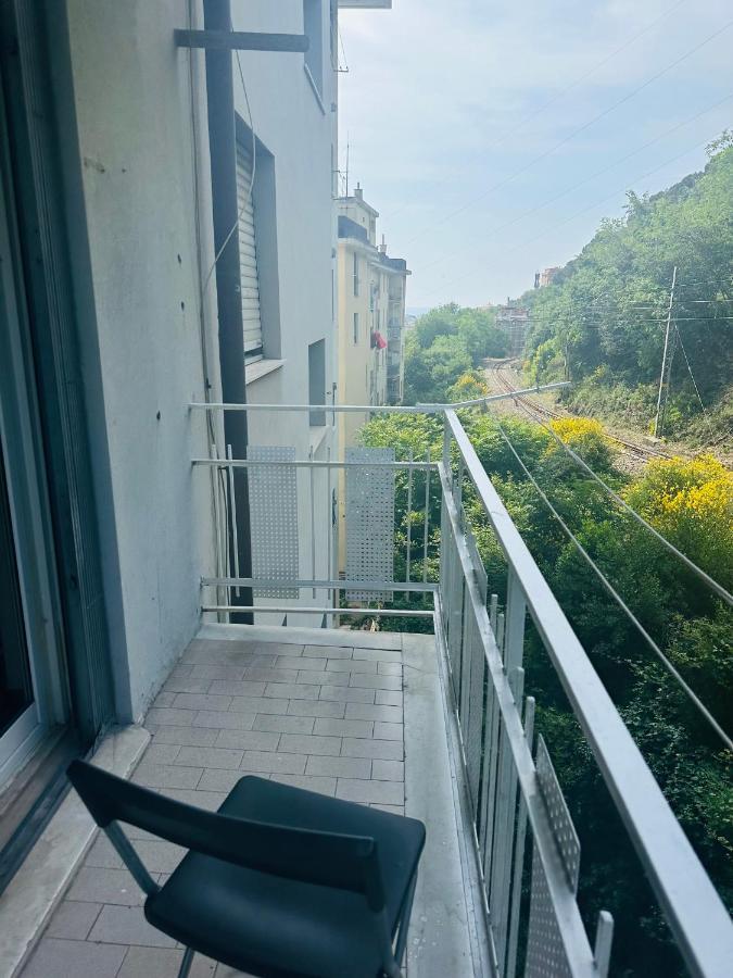Entire 3 Bed Rooms Apartment,Centrum Genova Kültér fotó