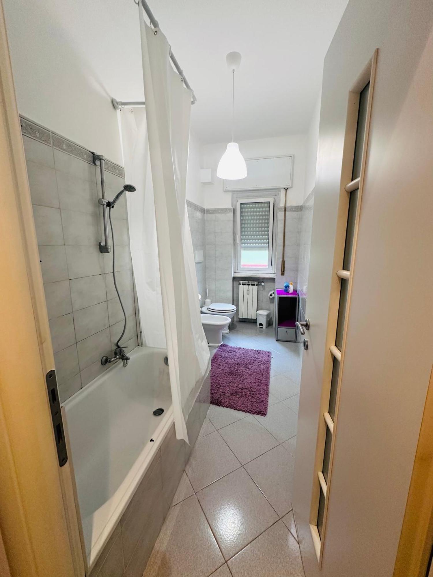 Entire 3 Bed Rooms Apartment,Centrum Genova Kültér fotó